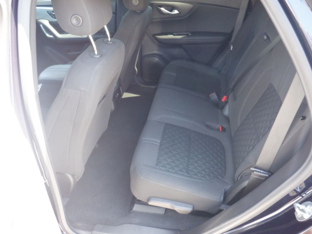 Photo 11 of this CHEVROLET BLAZER