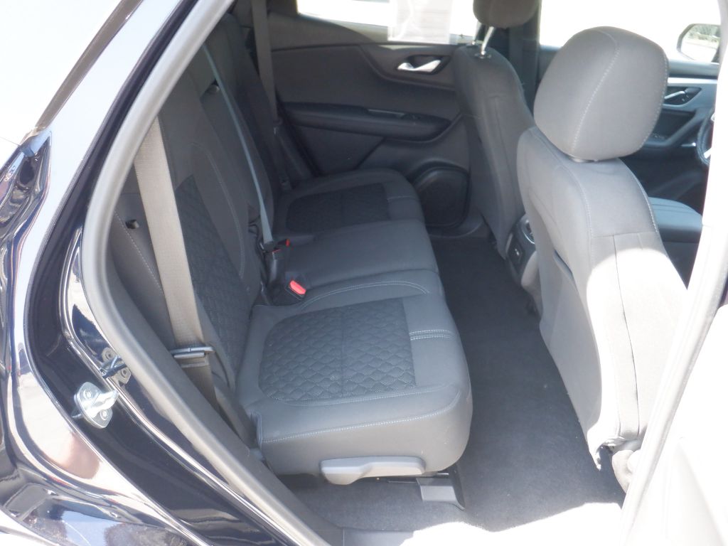 Photo 13 of this CHEVROLET BLAZER