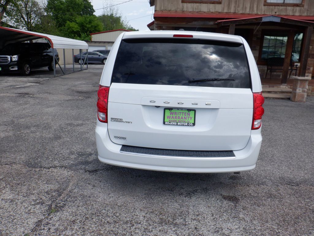 Photo 4 of this DODGE GRAND CARAVAN