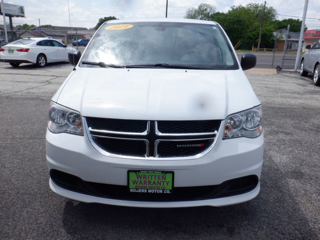Photo 8 of this DODGE GRAND CARAVAN