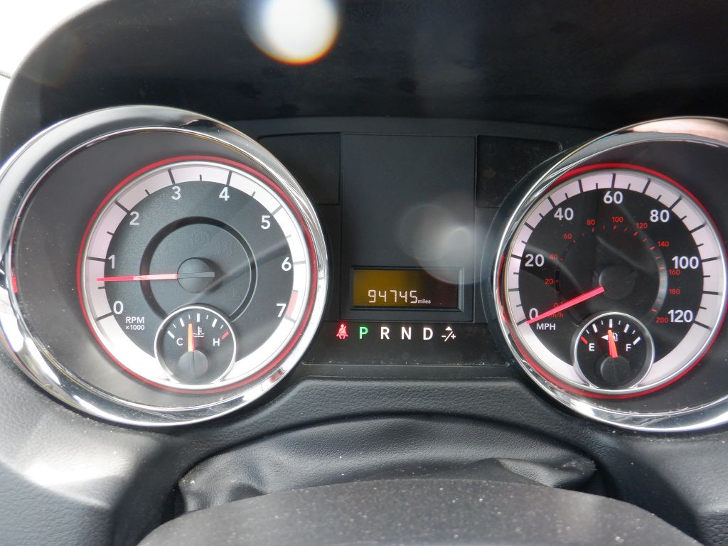 Photo 9 of this DODGE GRAND CARAVAN