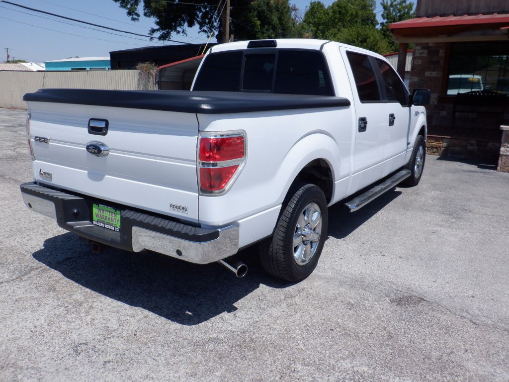 Photo 3 of this FORD F150
