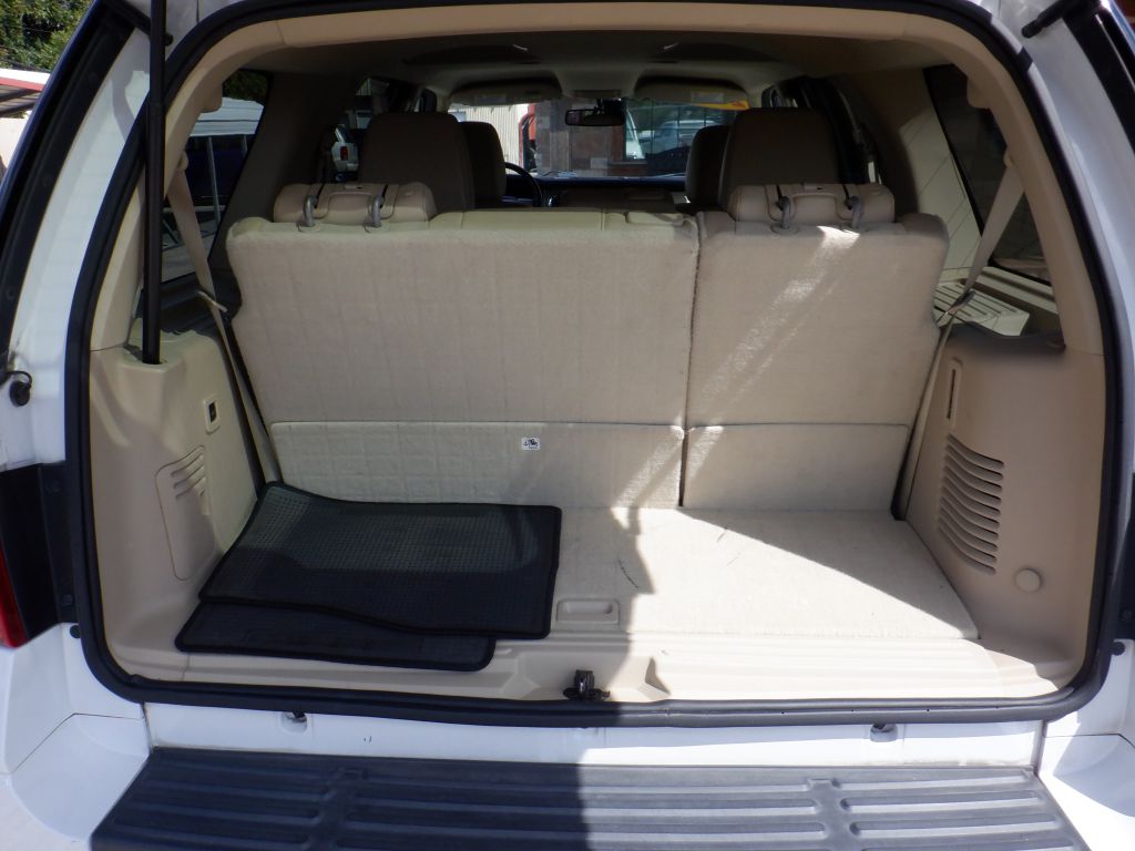 Photo 12 of this FORD EXPEDITION