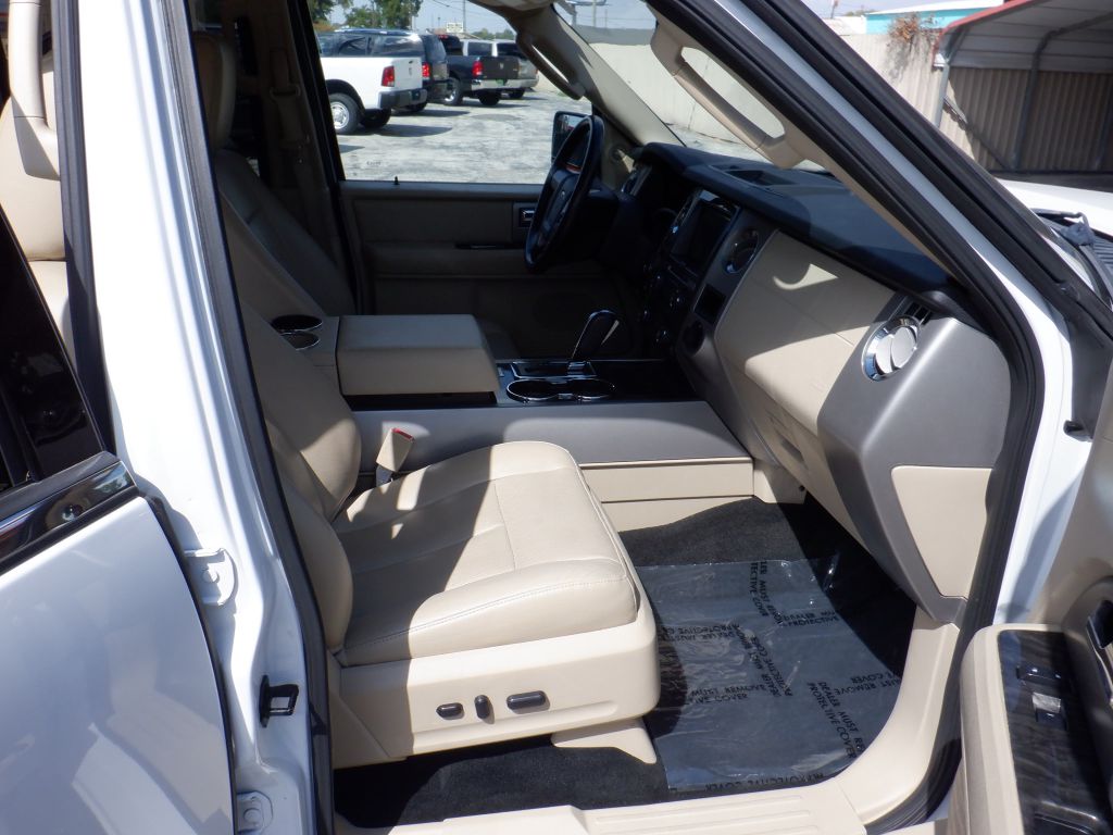 Photo 14 of this FORD EXPEDITION