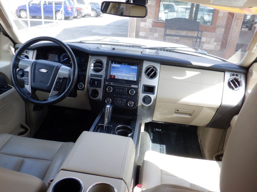 Photo 15 of this FORD EXPEDITION