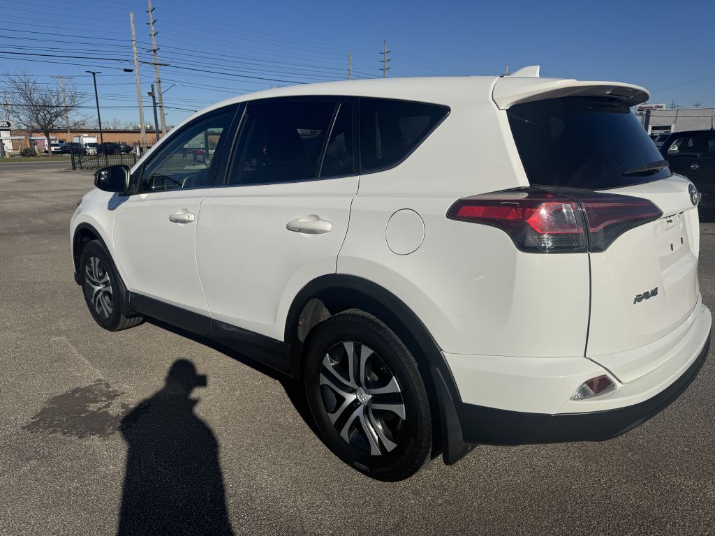 2018 Toyota RAV4 #4