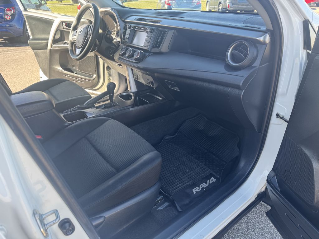 2018 Toyota RAV4 #11