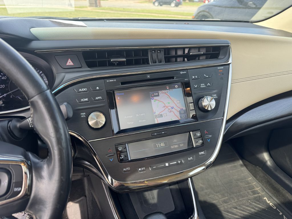 2016 Toyota Avalon #12