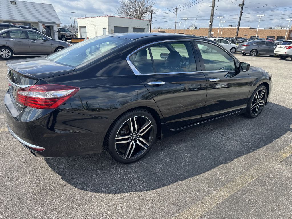 2017 Honda Accord #5