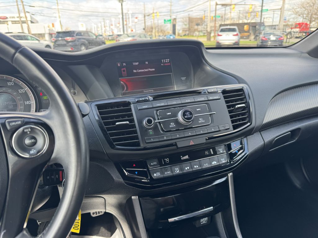 2017 Honda Accord #9