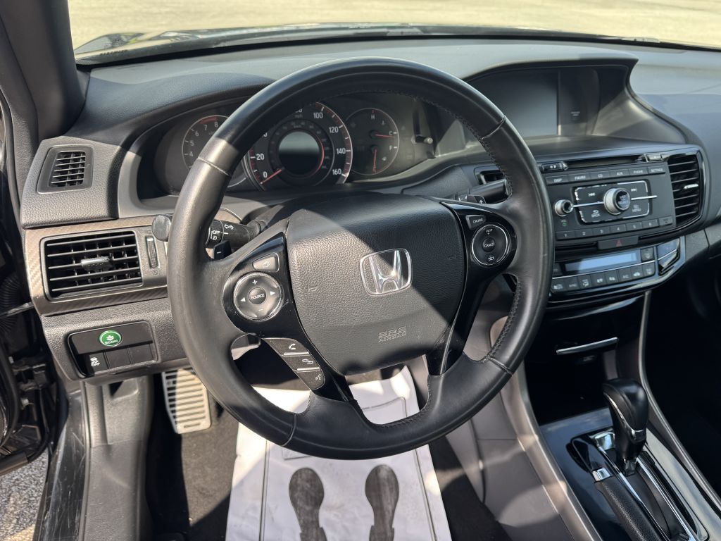 2017 Honda Accord #14
