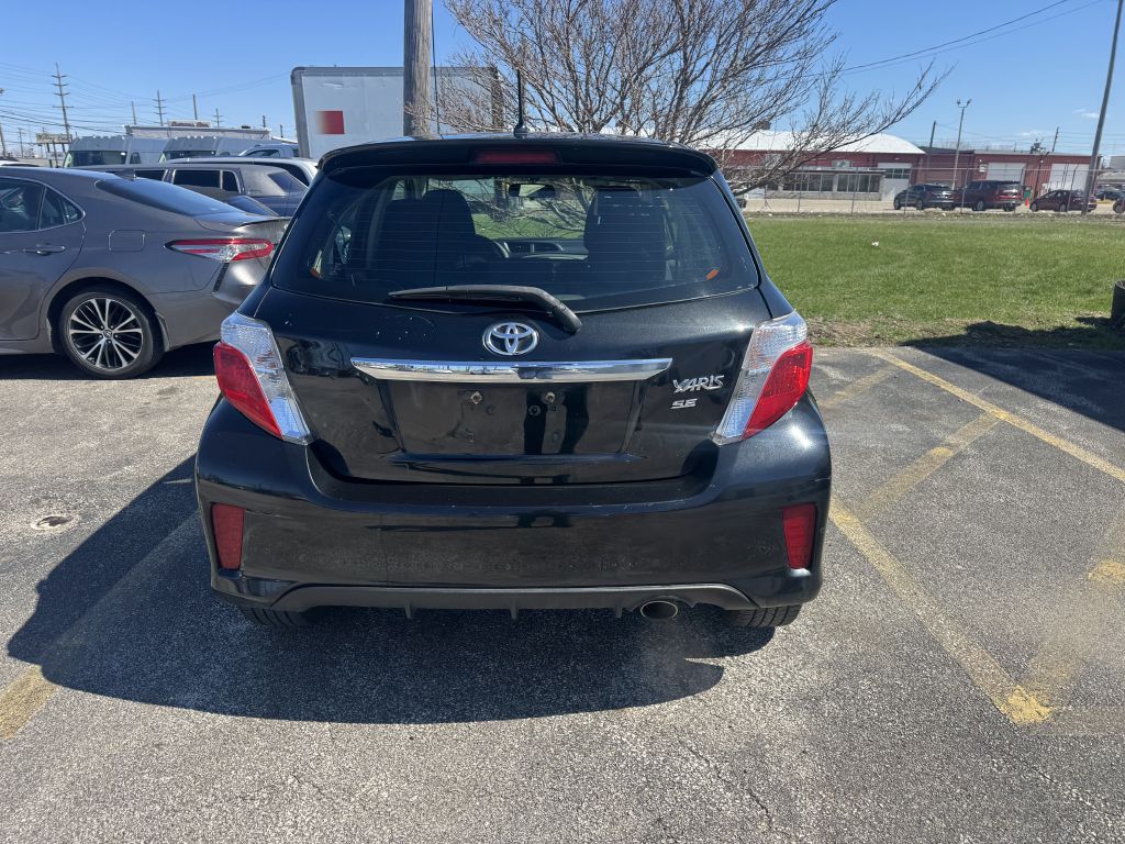 2012 Toyota Yaris #5