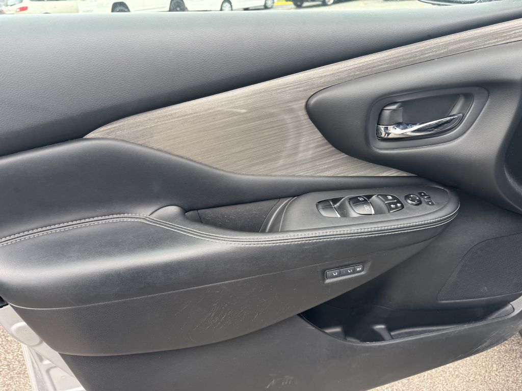 2017 Nissan Murano #8