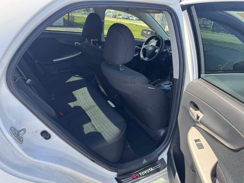 2012 Toyota Corolla #9
