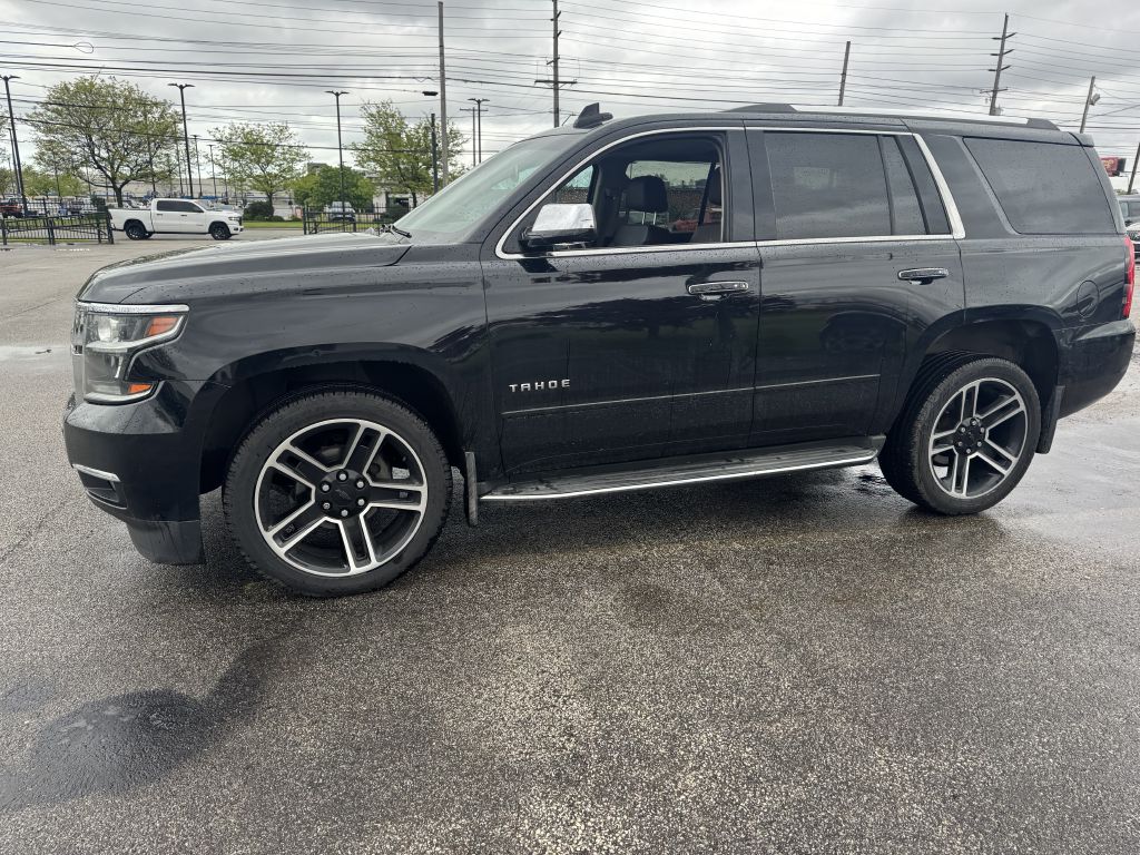 2017 Chevrolet Tahoe #3