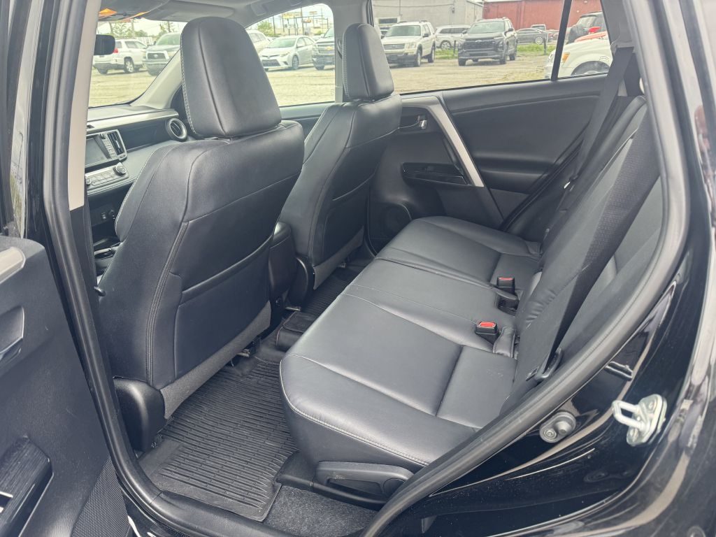 2018 Toyota RAV4 #10