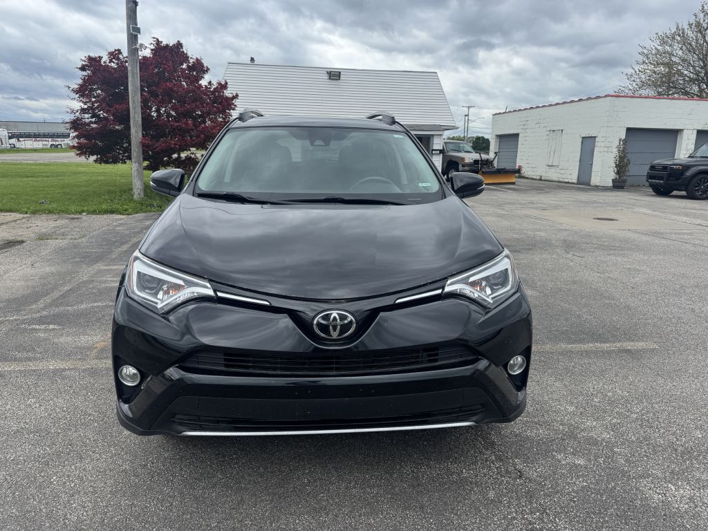 2018 Toyota RAV4 #3
