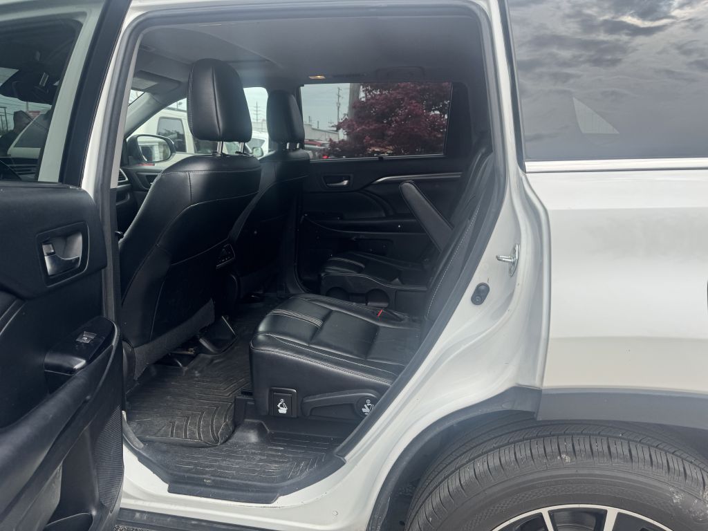 2018 Toyota Highlander #8