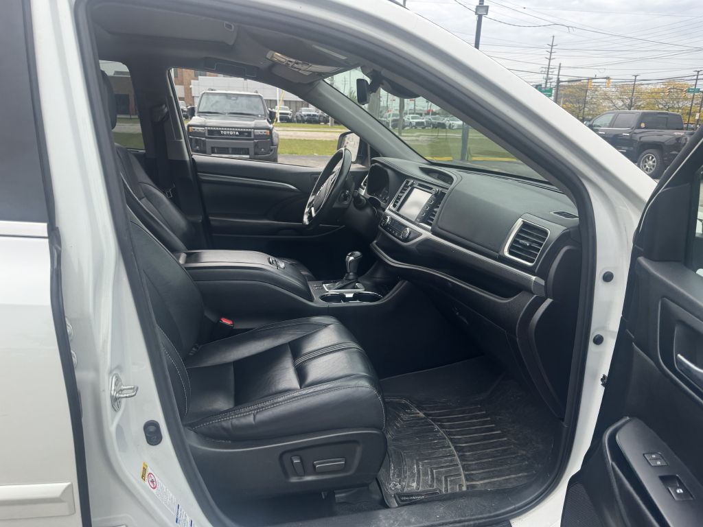 2018 Toyota Highlander #10