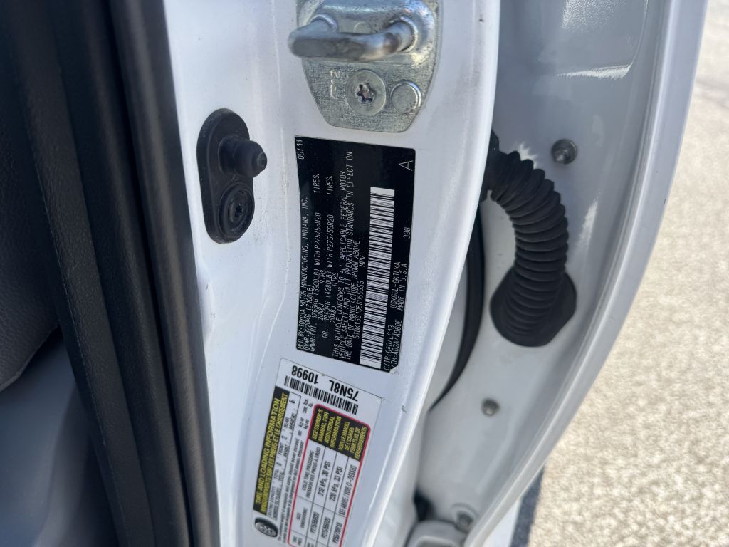 Photo 16 of this TOYOTA SEQUOIA