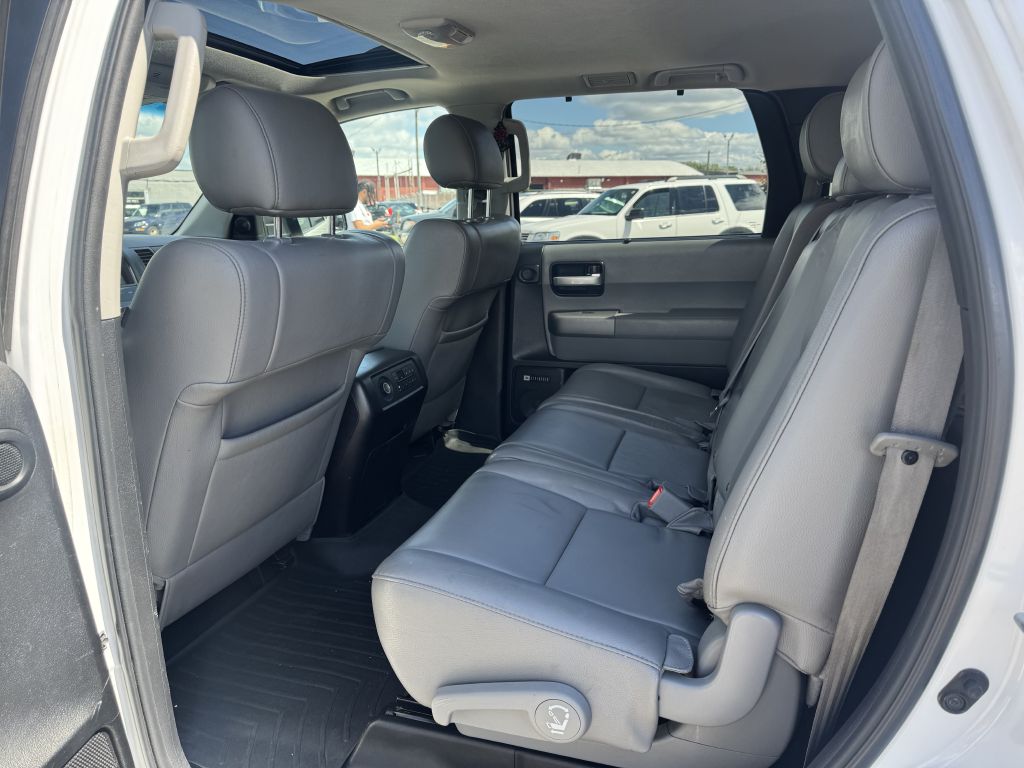 Photo 12 of this TOYOTA SEQUOIA