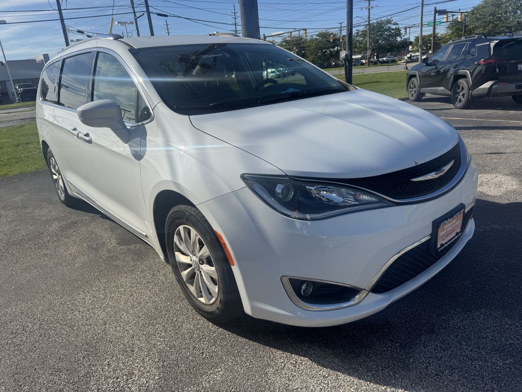 2019 CHRYSLER PACIFICA