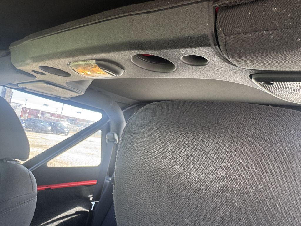 Photo 18 of this JEEP WRANGLER