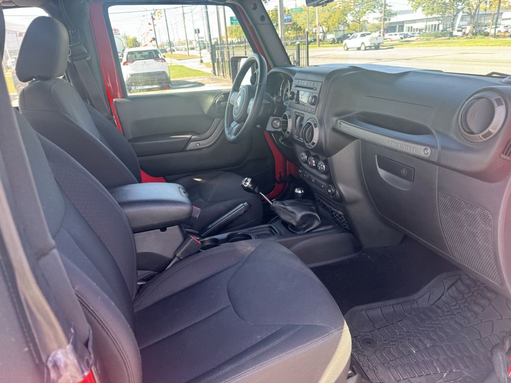 Photo 19 of this JEEP WRANGLER