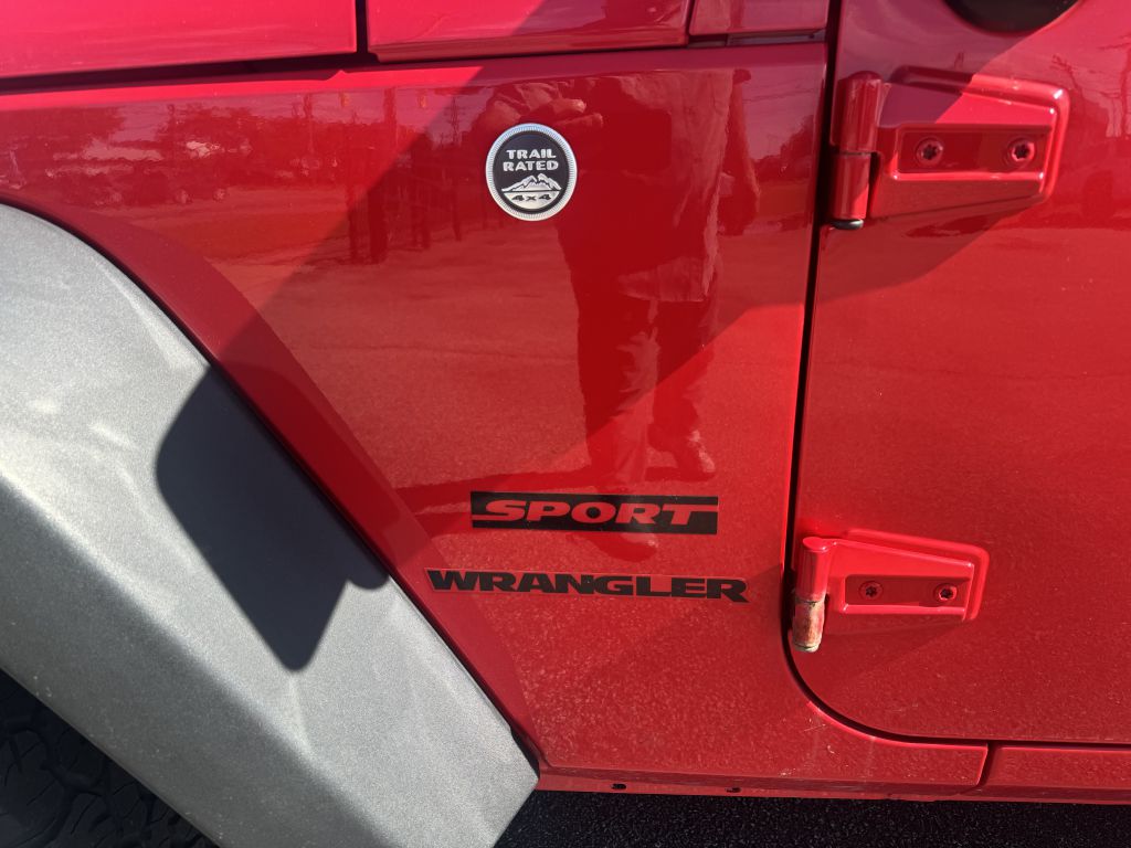 Photo 4 of this JEEP WRANGLER