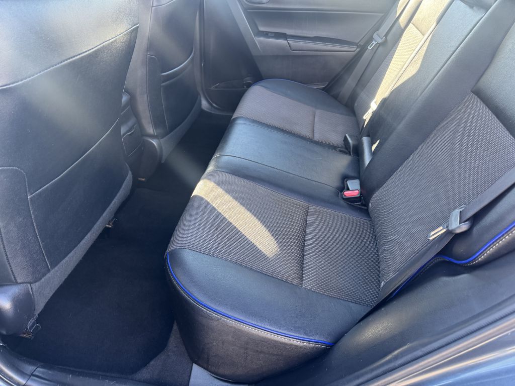 Photo 9 of this TOYOTA COROLLA