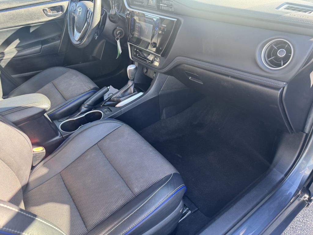 Photo 11 of this TOYOTA COROLLA
