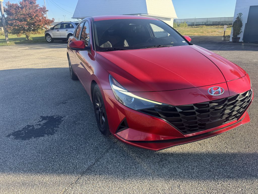 2022 HYUNDAI ELANTRA