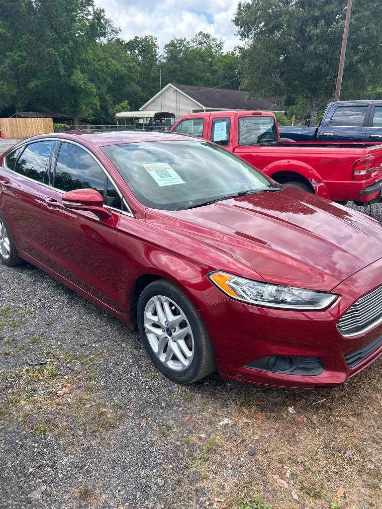 2016 Ford Fusion SE FWD's photo
