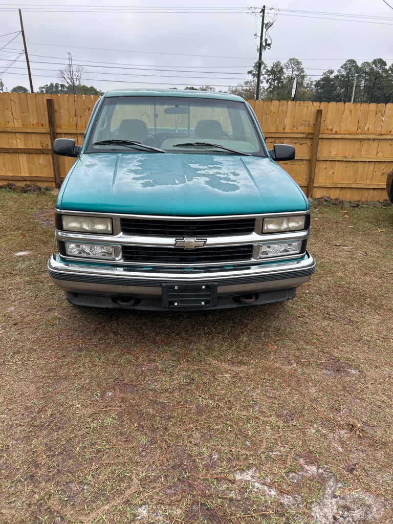 1995 Chevrolet GMT400's photo