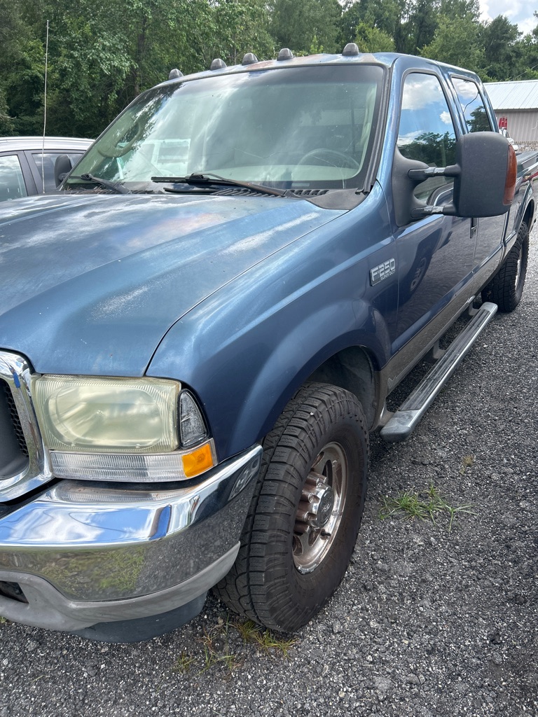 2004 Ford F-250 XL Crew Cab SWB's photo