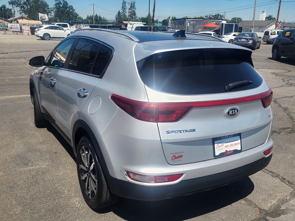 Photo 3 of this KIA SPORTAGE