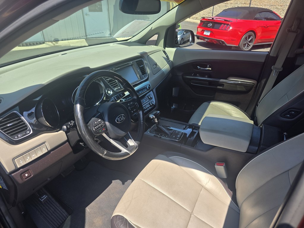 Photo 4 of this KIA SEDONA