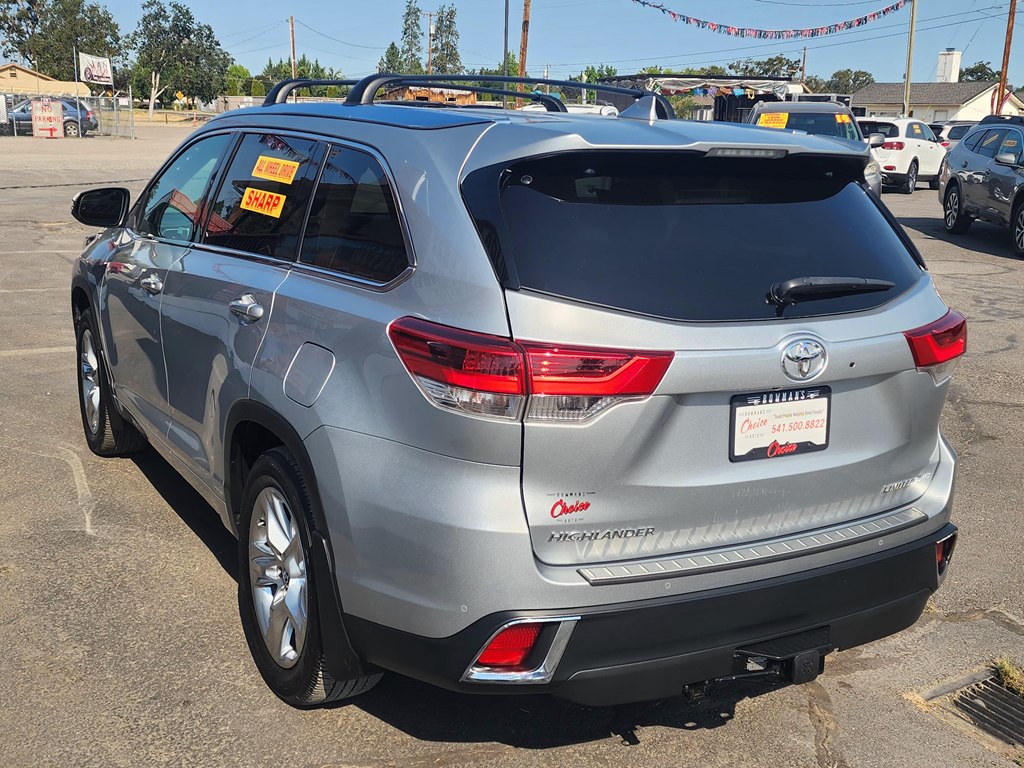 Photo 3 of this TOYOTA HIGHLANDER