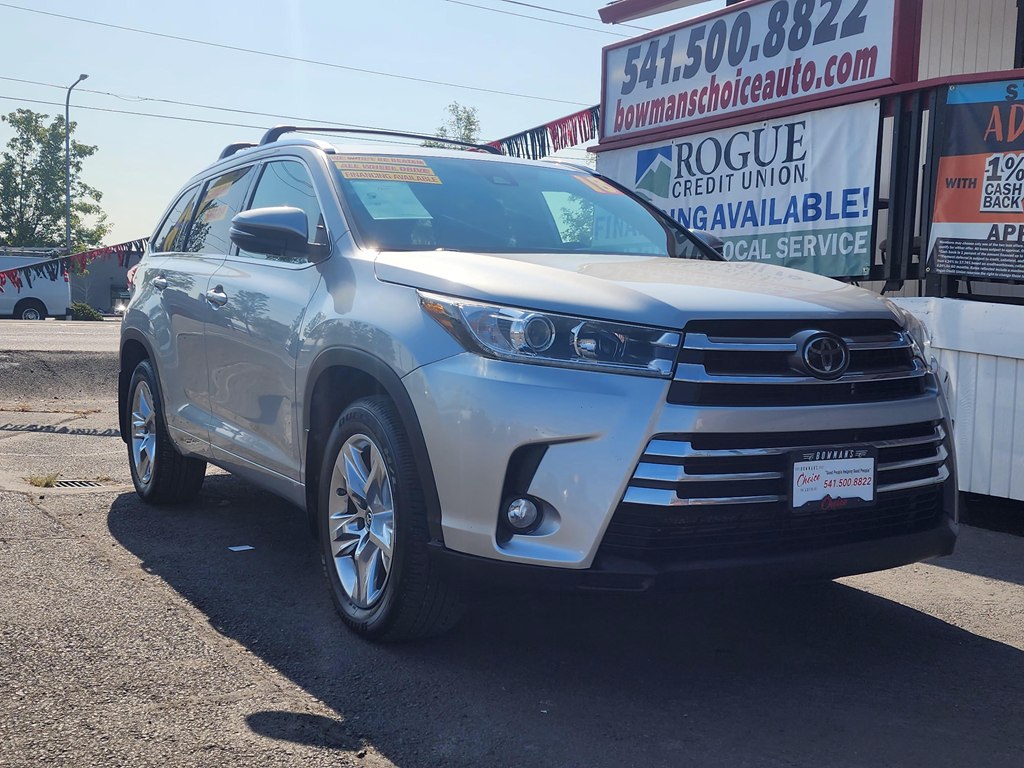 Photo 2 of this TOYOTA HIGHLANDER