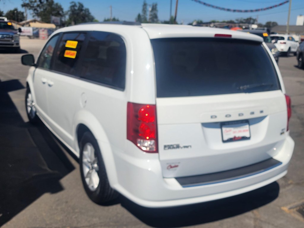 Photo 3 of this DODGE GRAND CARAVAN