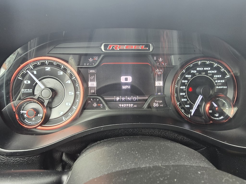 Photo 6 of this RAM 1500