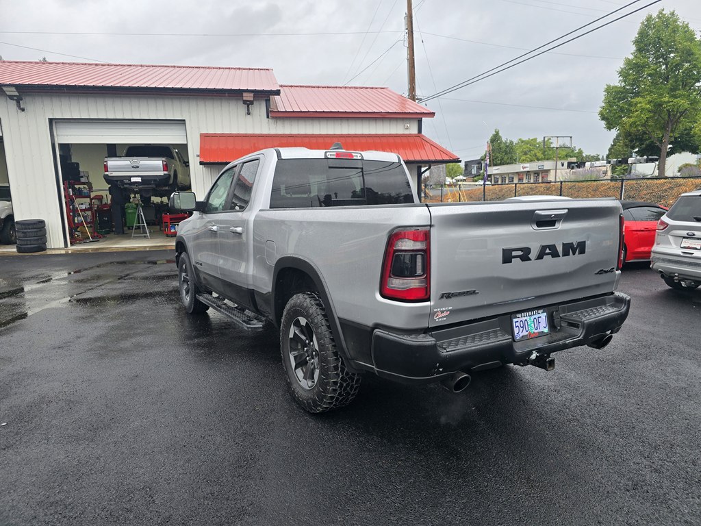 Photo 2 of this RAM 1500