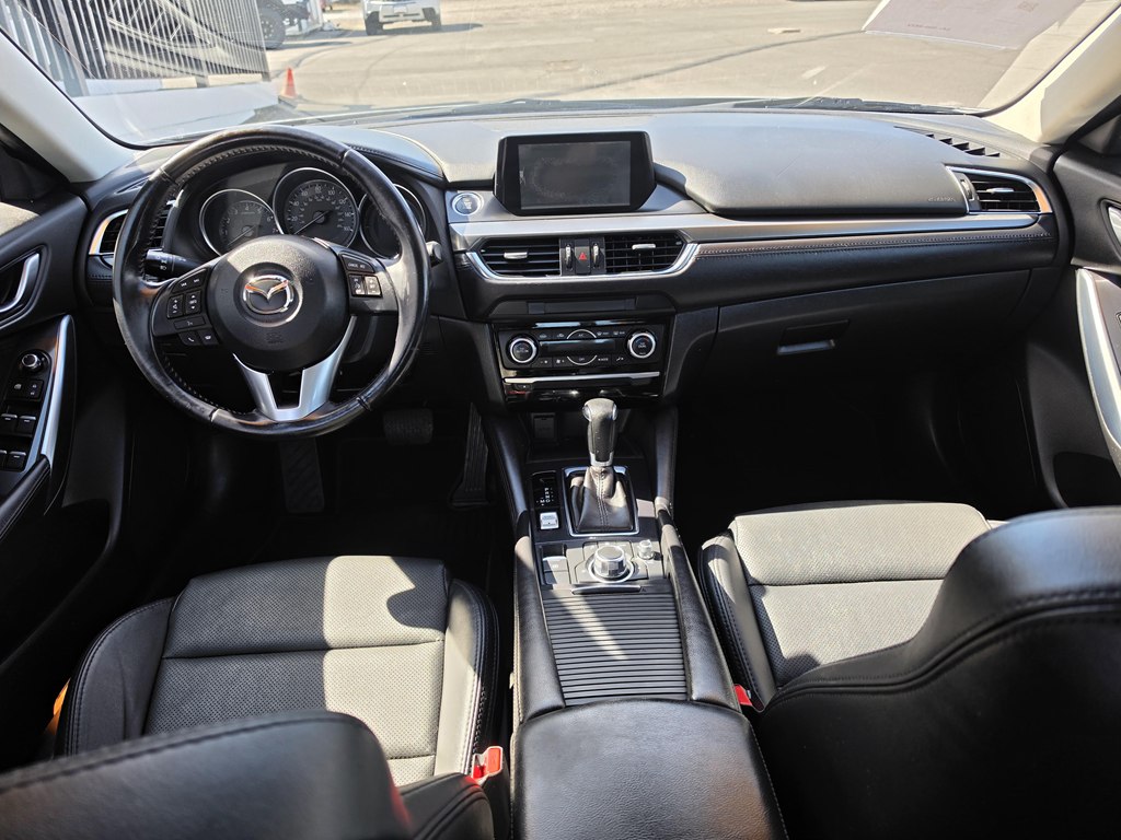 Photo 5 of this MAZDA 6