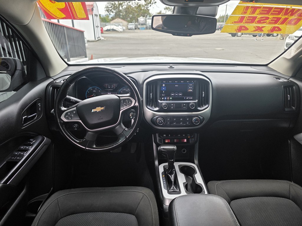 Photo 4 of this CHEVROLET COLORADO