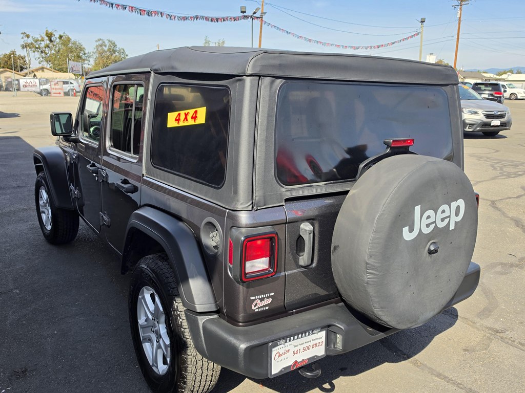 Photo 3 of this JEEP WRANGLER UNLIMI