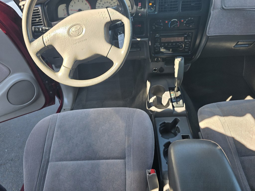 Photo 5 of this TOYOTA TACOMA