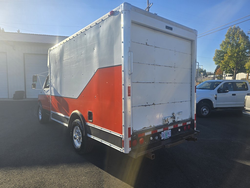 Photo 2 of this FORD ECONOLINE