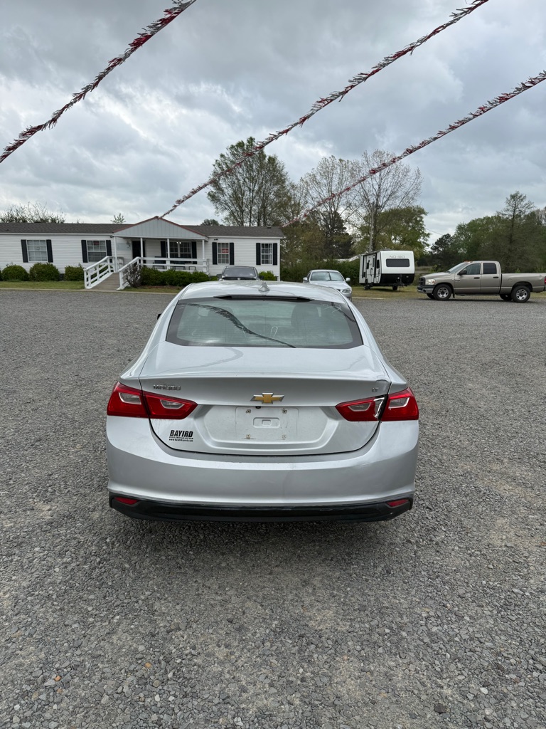 Photo 5 of this CHEVROLET MALIBU