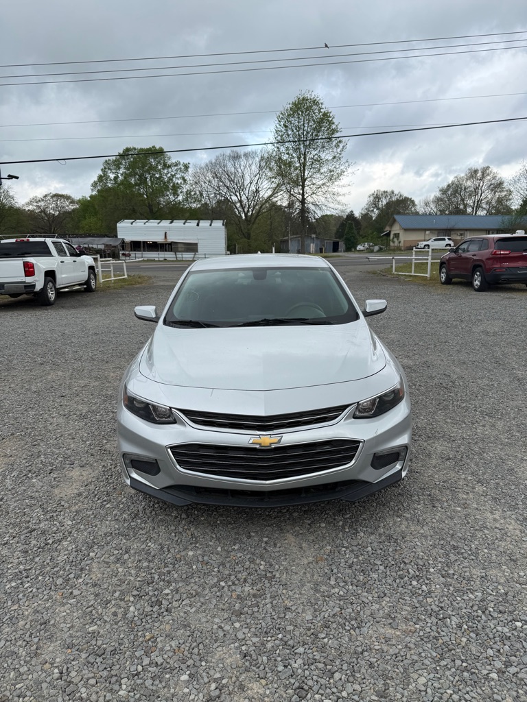 Photo 2 of this CHEVROLET MALIBU