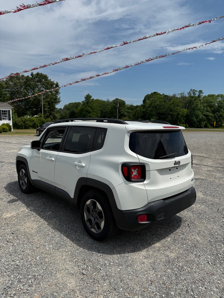 Photo 6 of this JEEP RENEGADE